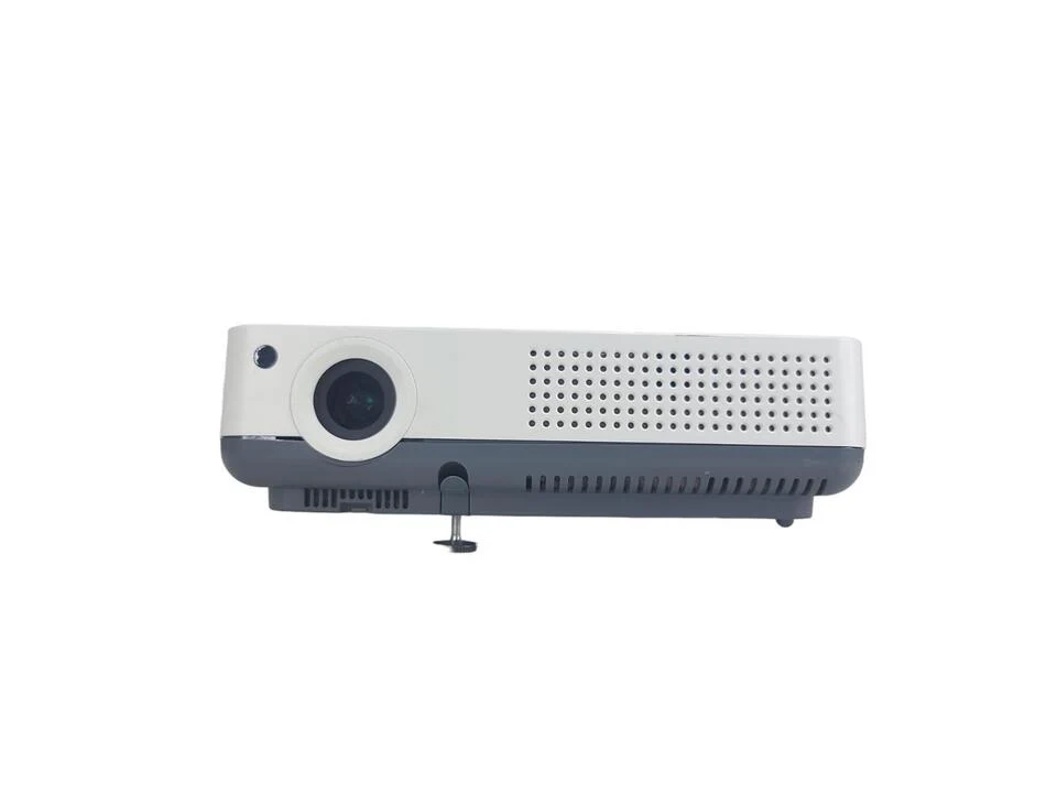 SANYO Pro xtraX Multiverse Projector PLC-XW55 LCD Projector